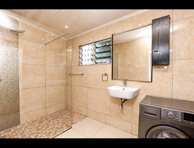 3 BEDROOM TOWNHOUSE FOR SALE IN ESSENWOOD